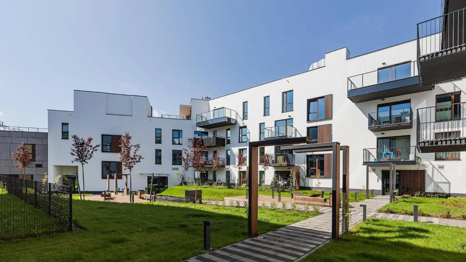 Superapart Herbu Janina 4, Wilanow, Szpital Medicover, Paley, Parking Варшава