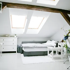 Hoza Attic Warschau